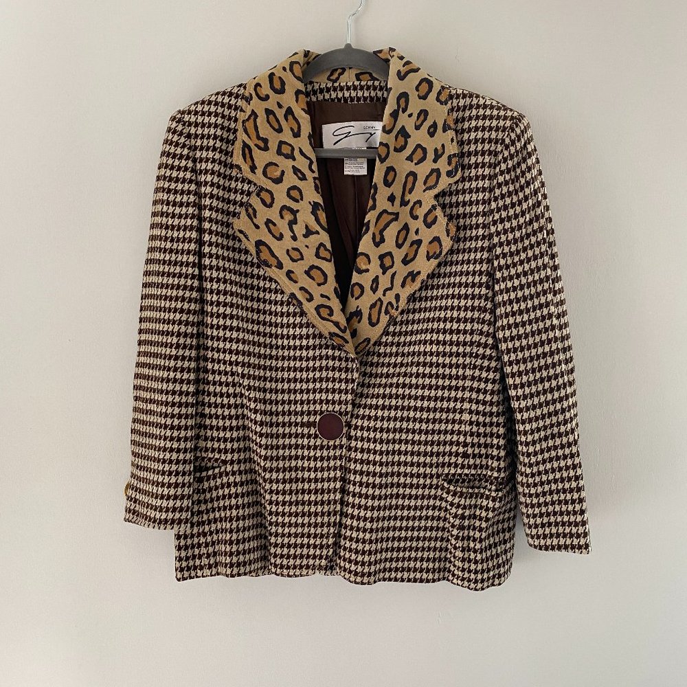 Vintage Genny houndstooth blazer with leopard print collar.